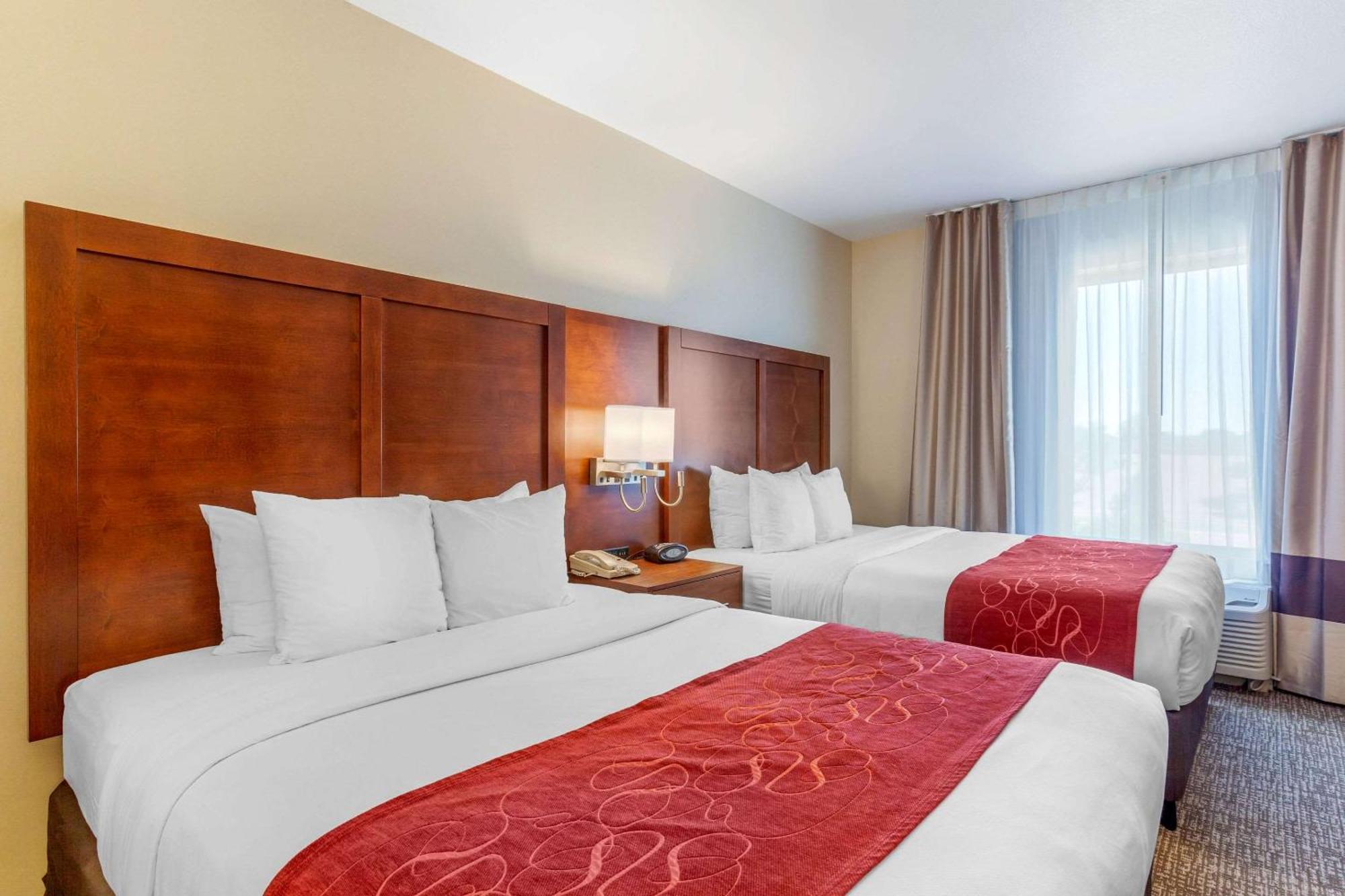 คอมฟอร์ต สวีท เกลนเดล - สเตท ฟาร์ม สเตเดียม แอเรีย Hotel เกล็นเดล ภายนอก รูปภาพ